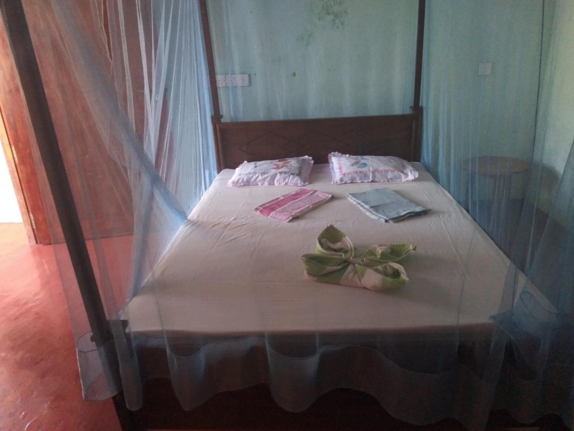 Star Sun Homestay Тангалла Экстерьер фото